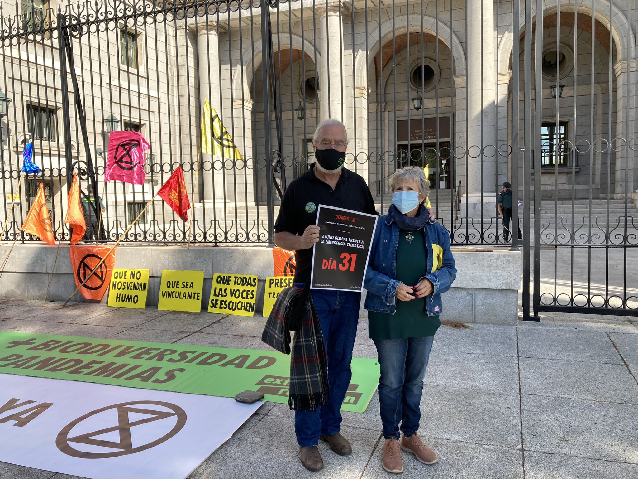 image for article Activistas de XR en huelga de hambre viajan a Madrid ante la falta de respuesta del Gobierno